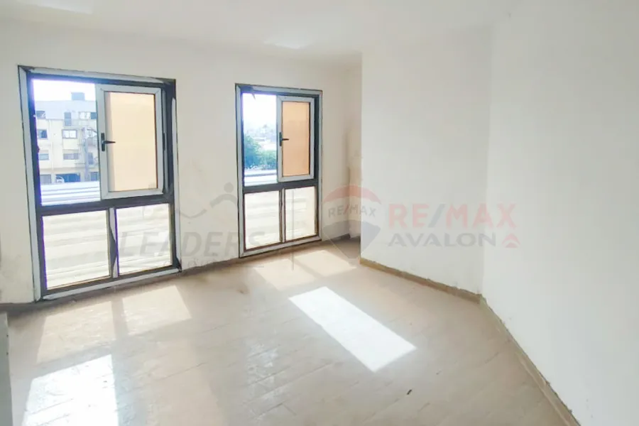 شقة للبيع 212 م سموحه (فالوري انطونيادس)