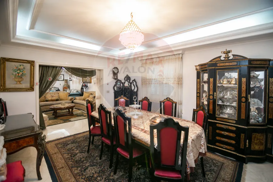 شقة دوبلكس للبيع 500 م جليم (خطوات للترام و ش أبوقير)