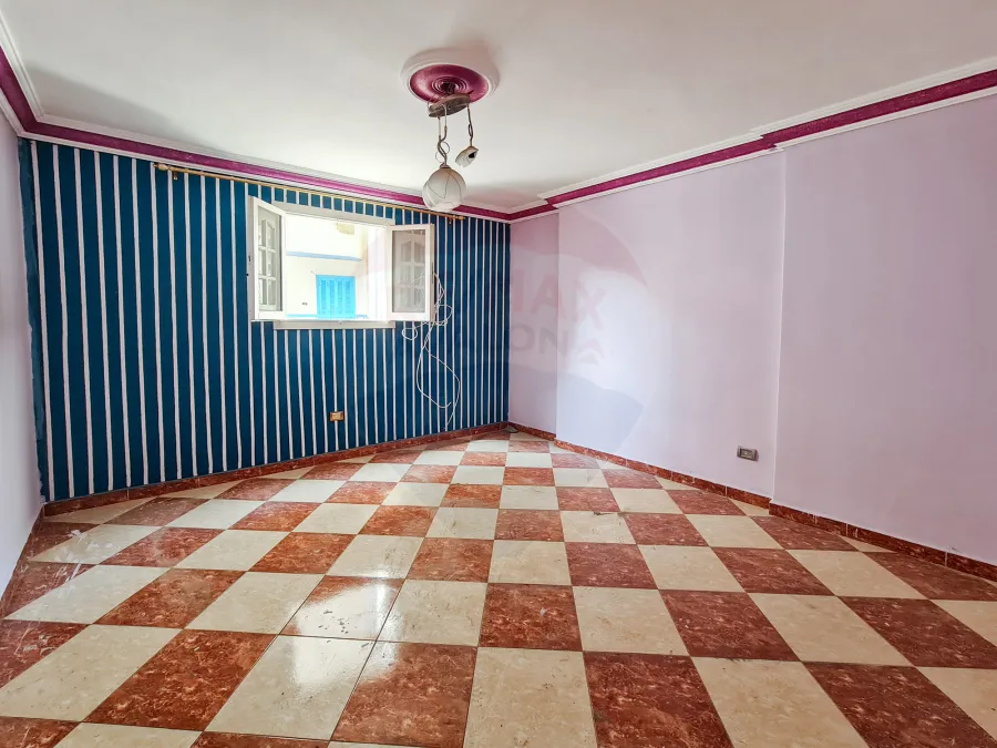 شقة للبيع 145 م العصافرة بحرى (خطوات من ش جمال عبد الناصر)