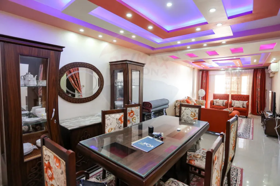 شقة للبيع 140 م جناكليس (متفرع من شارع مرتضى )