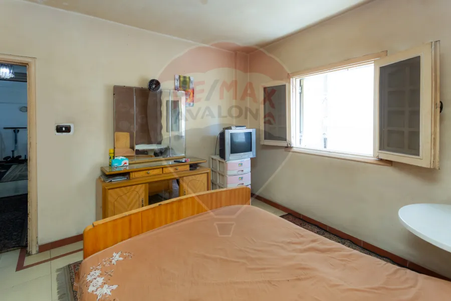 Apartment for sale 90 m Smouha (Steps from zahran market)