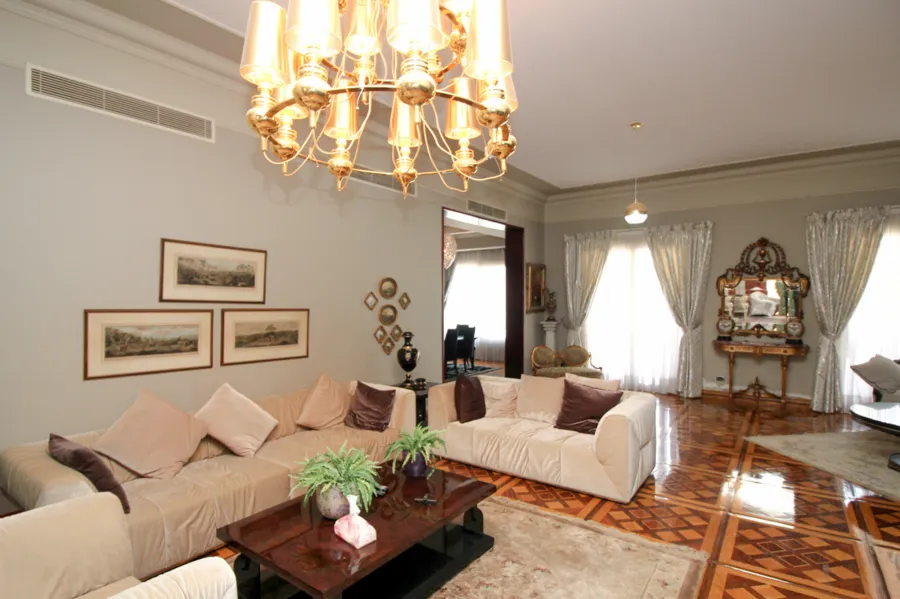 فيلا مسجلة للبيع 2800م كينج مريوط  (كمبوند  LakeSide)