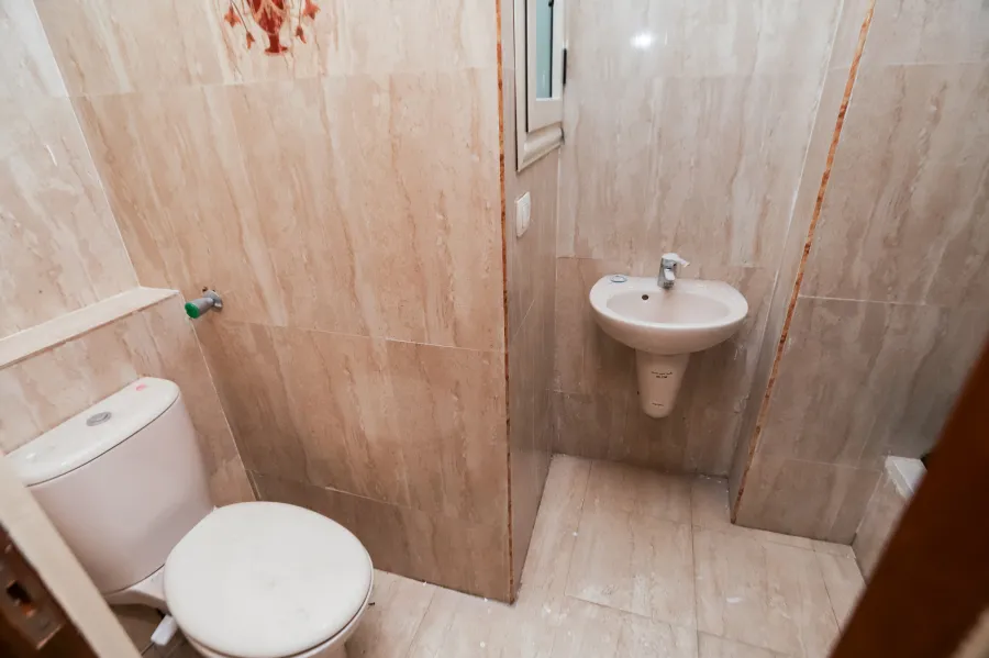 شقة دوبلكس للبيع 425 م لوران ( متفرع من ش الأقبال )