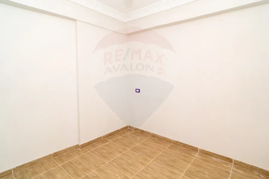 شقه للايجار 176م لوران (متفرع من ش الاقبال)