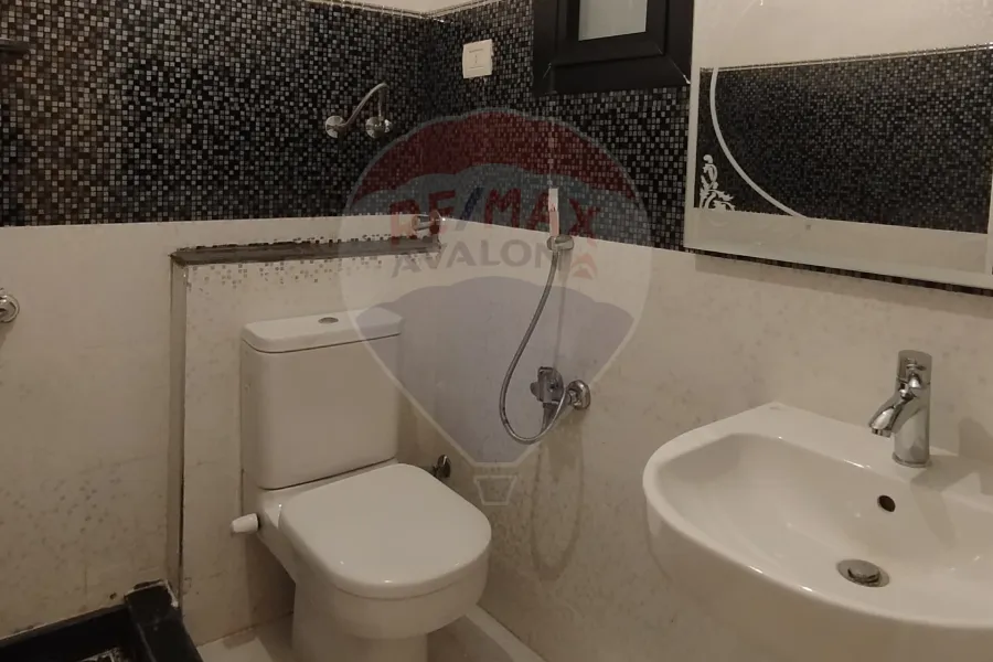 شقة للبيع 125 م سبورتينج (ش الاقصر )