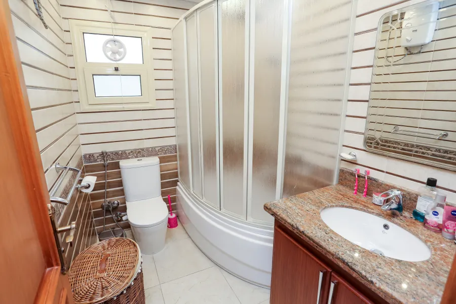 Apartment For Sale 195 m Zezinia ( Steps From Abo Qir St. )