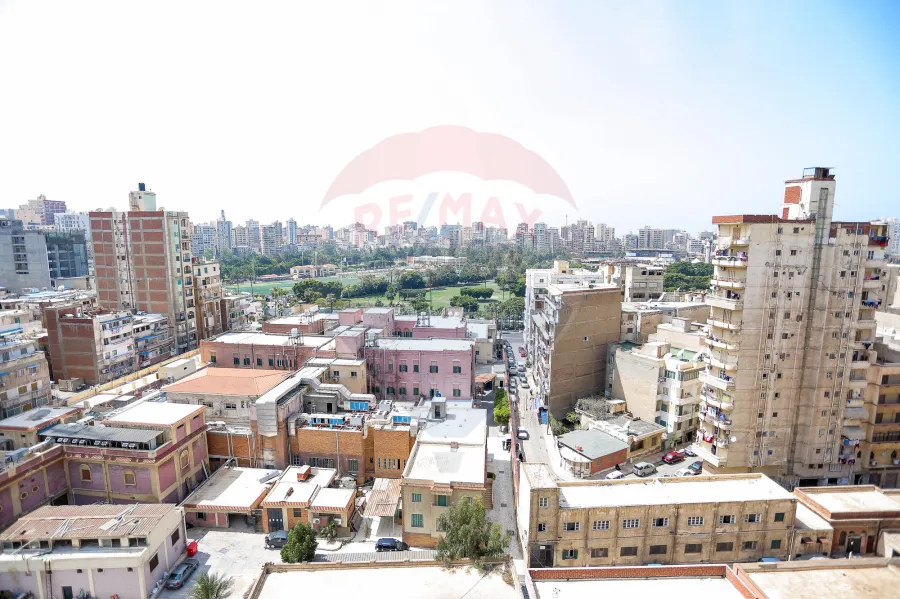 شقة للبيع 135 م صافي سموحة (شارع توت عنخ امون)