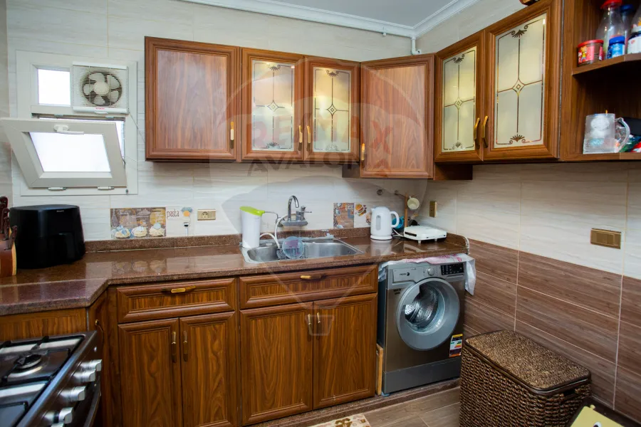 شقة للبيع 145 م  سموحة (ش النصر) - 2,500,000 ج