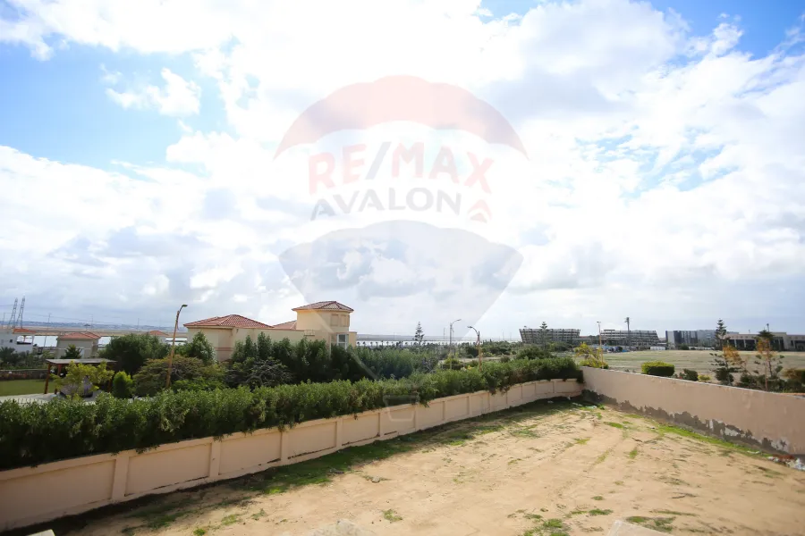 فيلا ستاند الون للبيع 1,200 م كينج مريوط (اليكس ويست)