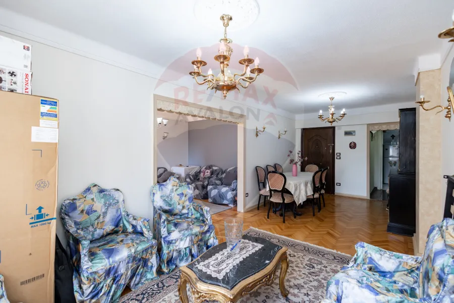 شقة للبيع 130 م فلمنج (على الترام)