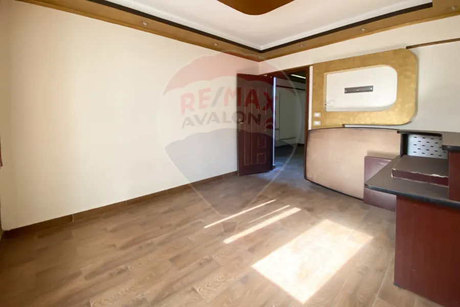 Administrative apartment for sale 75 m Muharram Bey