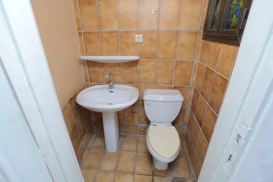 Duplex Apartment For Sale 180m net Lauran (Steps From Serhank St.)