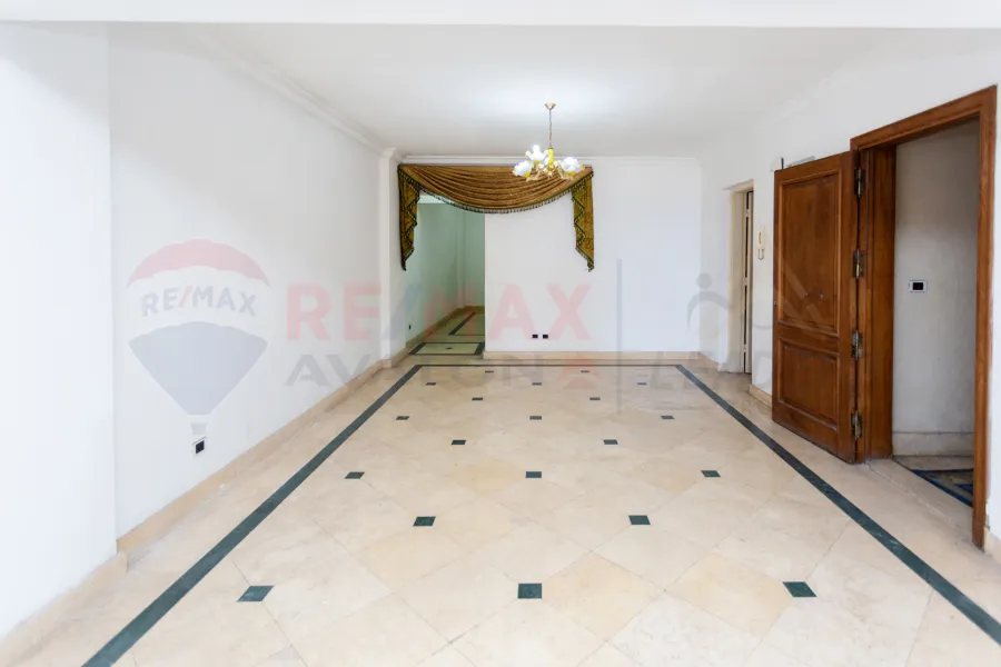 Apartment for sale 192 m Louran (on the sea)