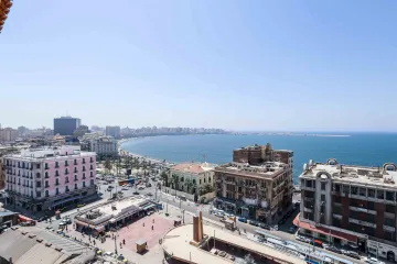 شقة للبيع 300م محطة الرمل - خطوات من البحر