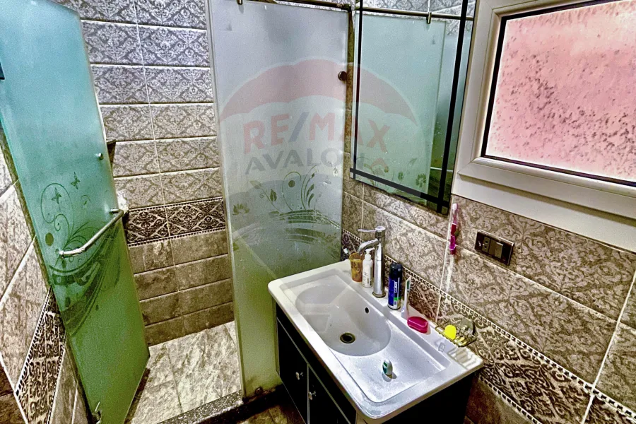 شقة للبيع 172 م الشاطبي ( كوبري الجامعة )