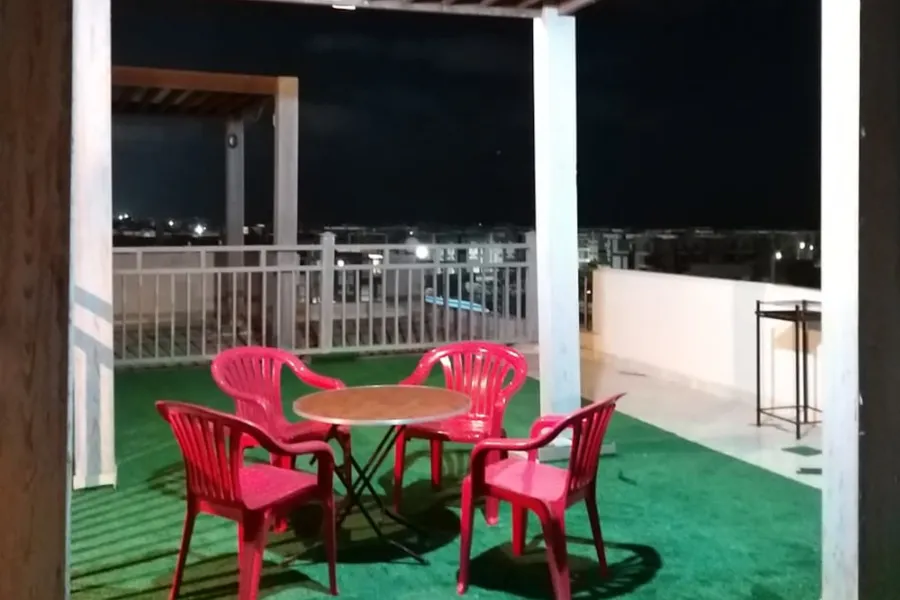 Chalet with roof for sale (Marseillia beach 4) 80 m