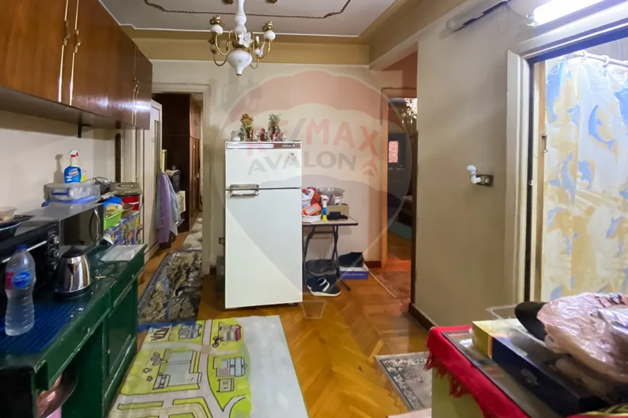 Apartment for sale 135 m Janaklis (steps from Abu Qit st.)