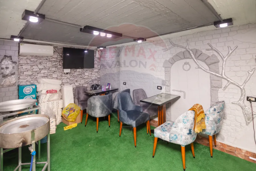 Cafe + Mezzan for sale 130 m + 70 m Camp Chezar (University Bridge)