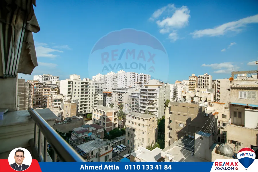 شقة للبيع 190 م لوران (ش عبد المنعم الدليل - خطوات من شارع ابوقير)