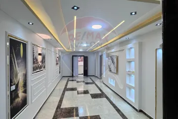 شقه للبيع  160 م ميامى (خطوات من البحر)