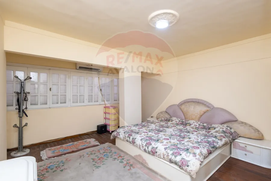 Duplex apartment for sale 260 m, Sidi Bishr (Khaled Ibn El Walid St.)