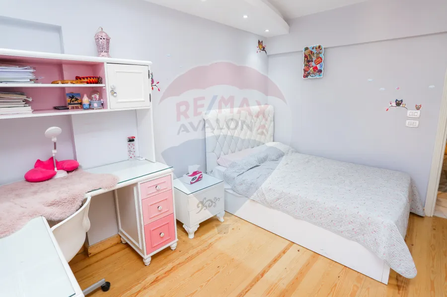 (شقة للبيع 279 م سموحة (كومباوند فيروزة سموحة