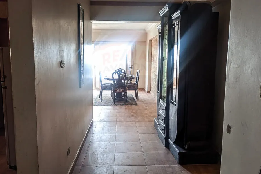 شقة للبيع 153 م سموحة (شارع هيلتون بلازا)