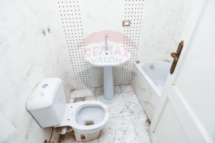 شقة للبيع 210 م لوران (ش محمد فريد )