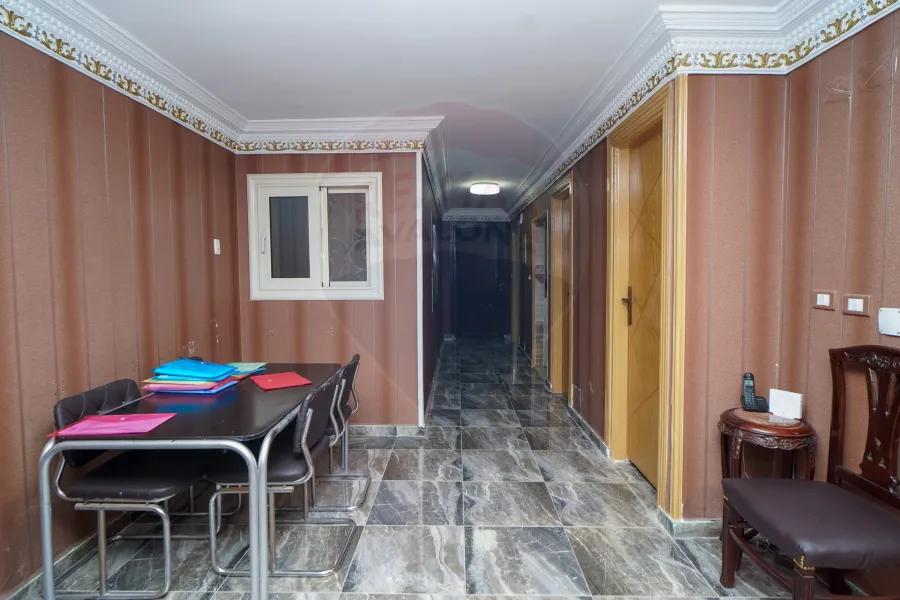 شقة إداري للبيع 146م سموحة(شارع الريادة)