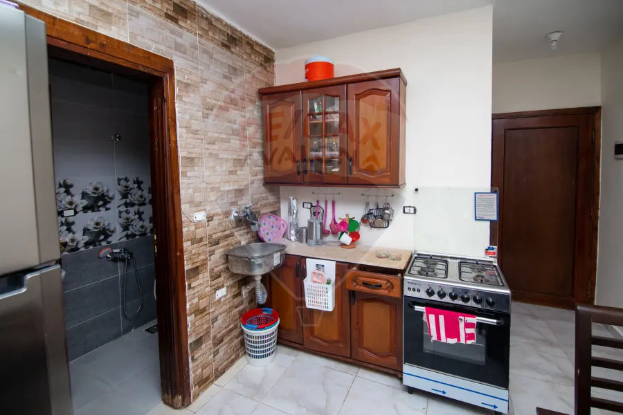 شاليه للبيع الساحل (قرية بلو فالى)