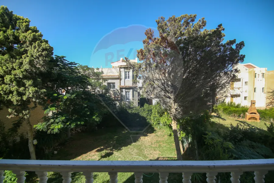 Chalet with roof for sale (Badr Village) 110 m + 39 m roof