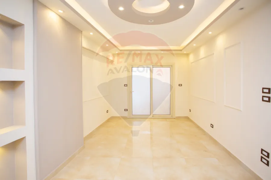 Apartment for sale 195 m Kafr Abda (Amir El Bahar St.)