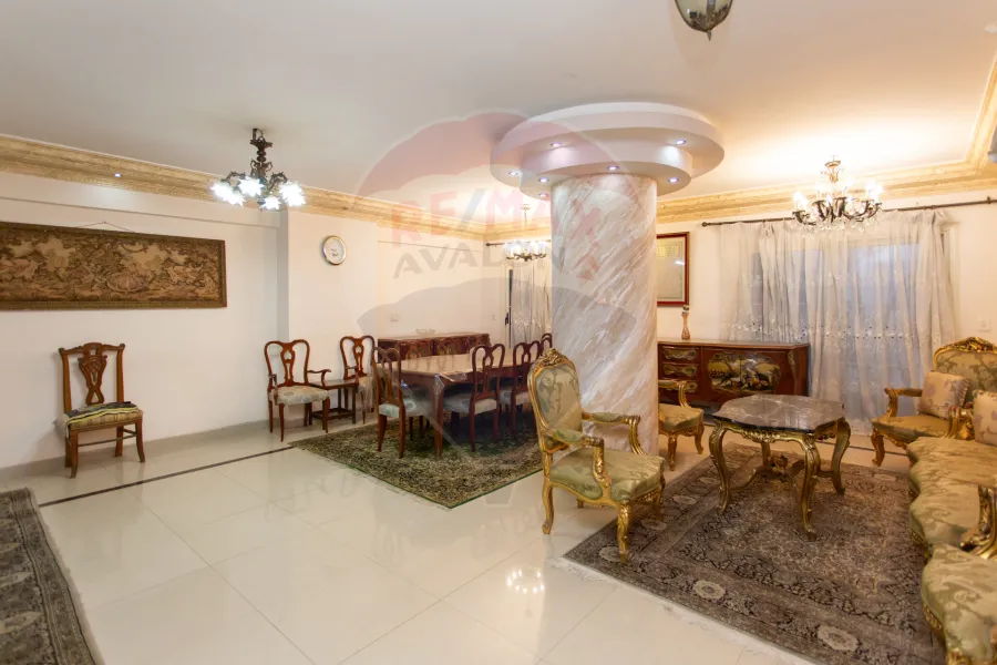 Apartment for sale 200 m Louran (between Abu Qir Street and the tram)