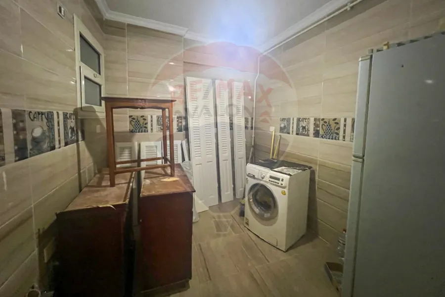 Apartment for sale 160 m Kafr Abdo (Mohammed Safwat St)