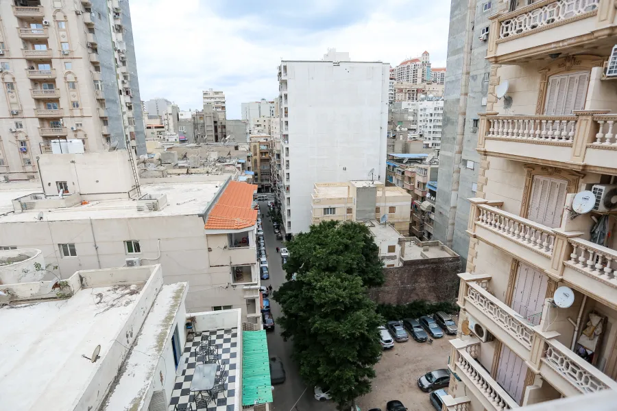 Apartment For Sale 195 m Zezinia ( Steps From Abo Qir St. )