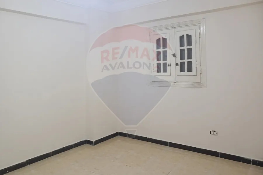 شقة للبيع 135 م كيلوباترا (تاني نمرة من البحر)