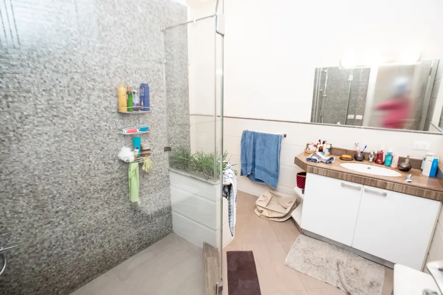 Luxury Apartment for Sale 304 m Kafr Abdou ( villa area )