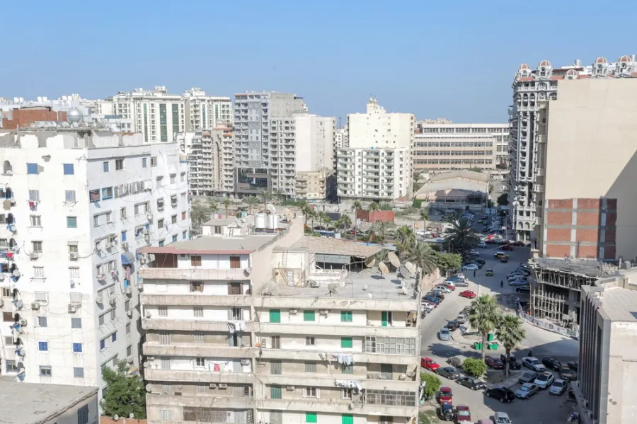 شقة للبيع 115م سبورتنج - خطوات من نادى سبورتنج وترى النادى