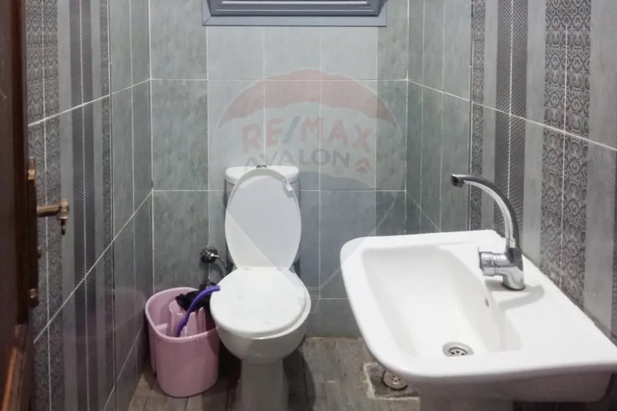 Apartment for sale 135m Alsoyof (Al sayof shamaa)