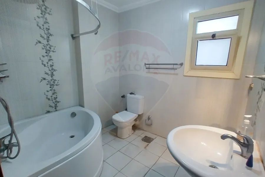 Apartment For Sale 133 m Smouha (Hilton St.)