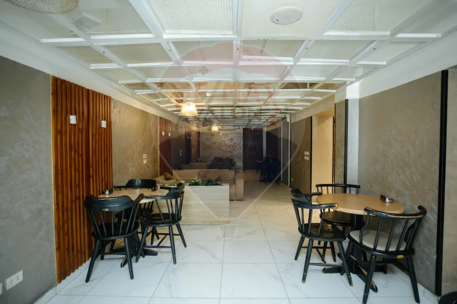 محل للايجار 320 م الازاريطة (ش سوتر الرئيسي)