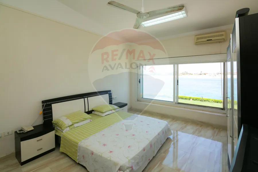 فيلا للبيع الساحل (مارينا 6)