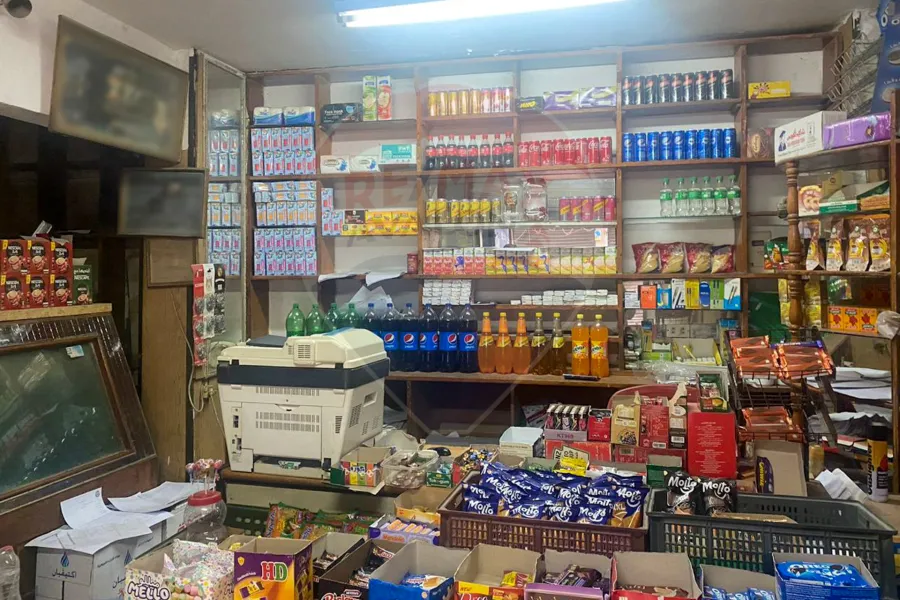 Shop for sale 65 m Alsoyof (Branched from Mostafa Kamel St.)