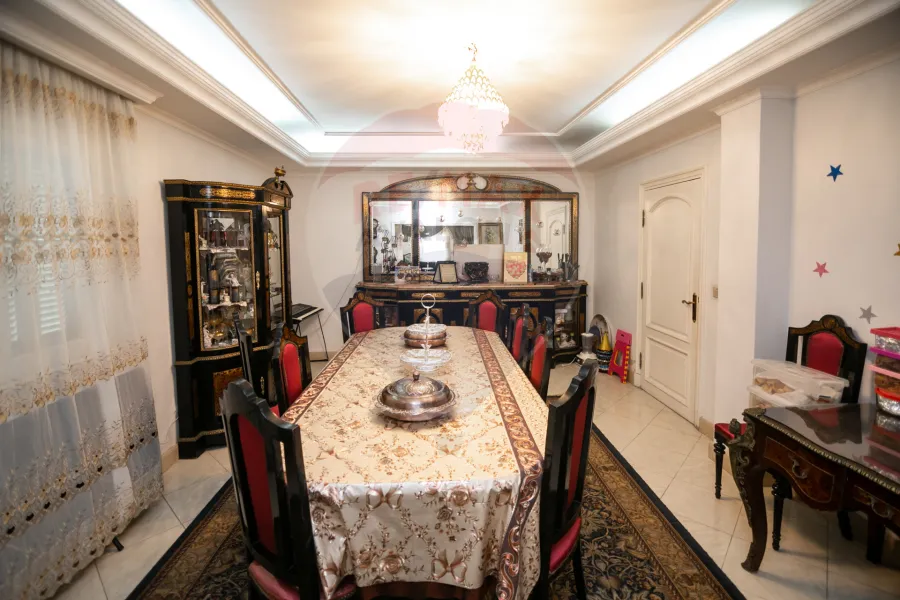 شقة دوبلكس للبيع 500 م جليم (خطوات للترام و ش أبوقير)