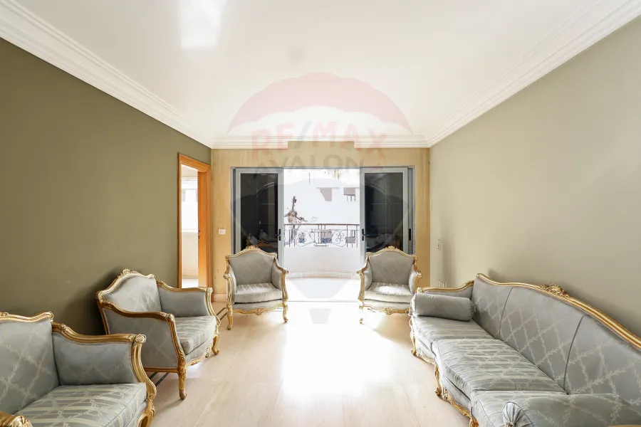 شقة للبيع لوران (ش إبراهيم نصير) 190 م