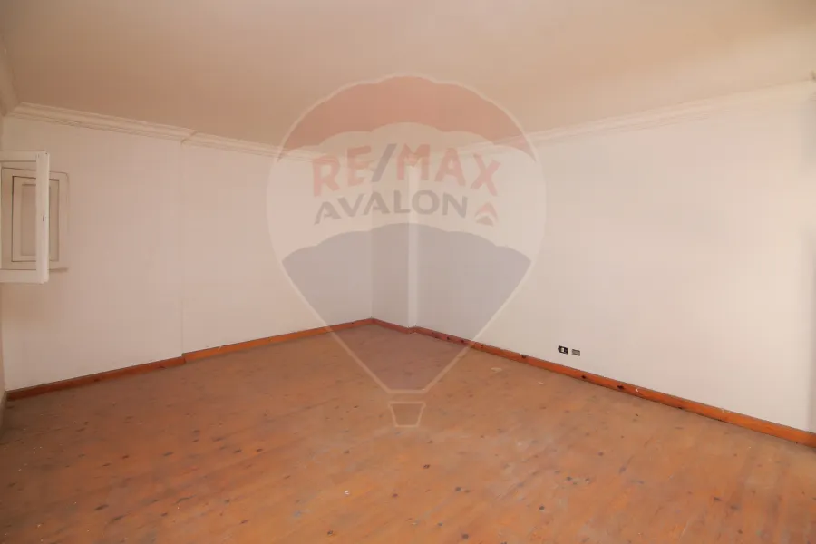 Apartment for sale 264 m Glim (Rasmy Pasha St.)