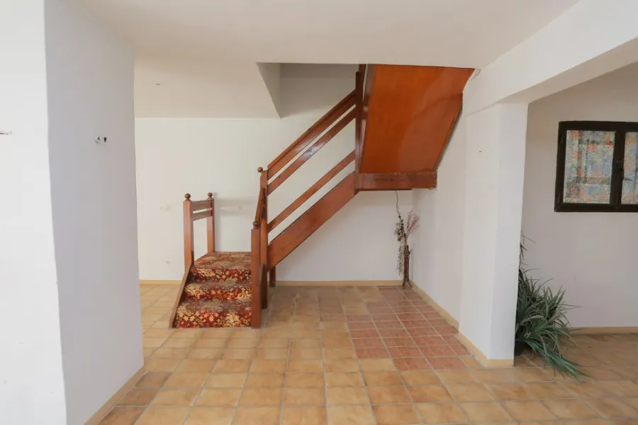 Duplex Apartment For Sale 180m net Lauran (Steps From Serhank St.)