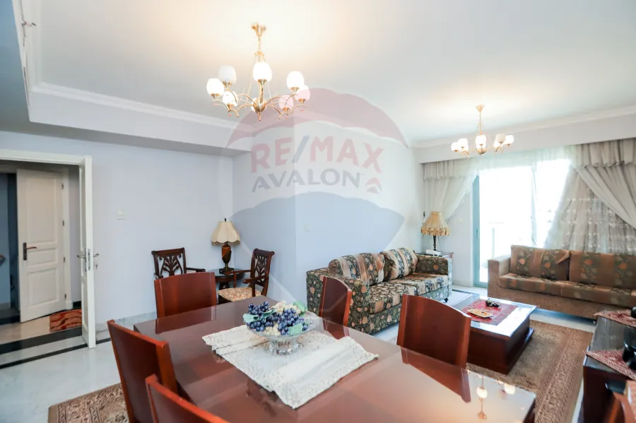 Apartment For Sale 136 m San Stefano (four season)