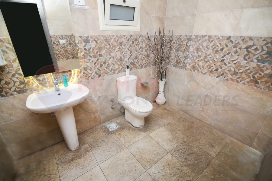 Administrative apartment for sale 185 m Smouha (Fawzy Moaz St. - Brand Building)