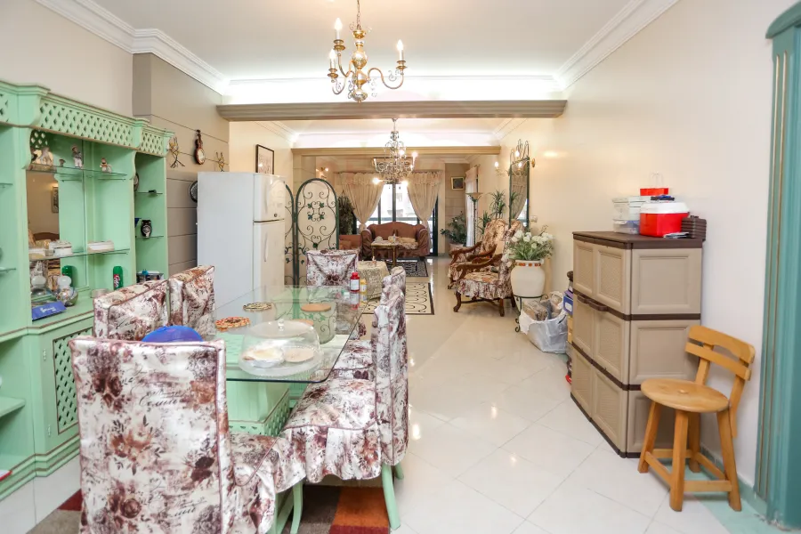 شقة للبيع 175 م المعمورة (عمارات امن الدولة)